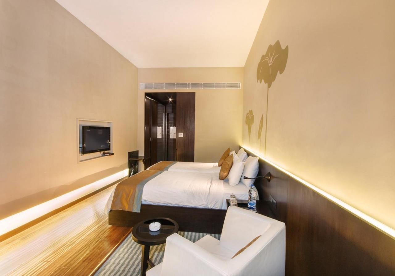 Ecohub Capsule hotel